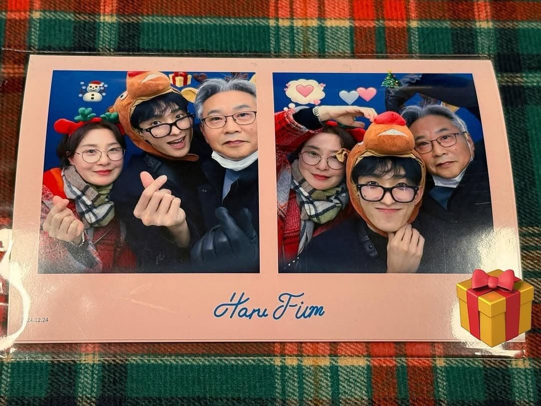 Merry christmas🎄 Love you Mom&Dad🫶 오래오래 건강하고 행복하자″̮

-241224