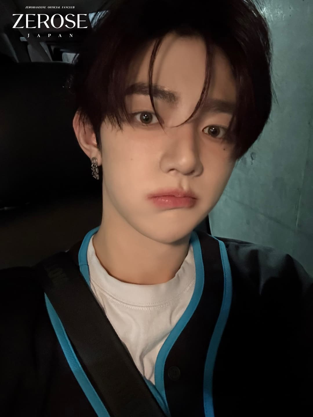 2024.10.15
ZHANG HAO

ZEROSE！ハオがきました~
コンサートツアーをしながら時間が本当に早く過ぎています！
すぐに日本でもコンサートをするのに美味しい食べ物と僕のきれいなZEROSEに会えるという想像だけでもすごく楽しみです！
今年3月にしたファンコンはまだ昨日のことのように感じるけど
いままで、僕がどれだけ成長したのかを早く見せたいです！
すぐに行くからもう少し待ってください￼