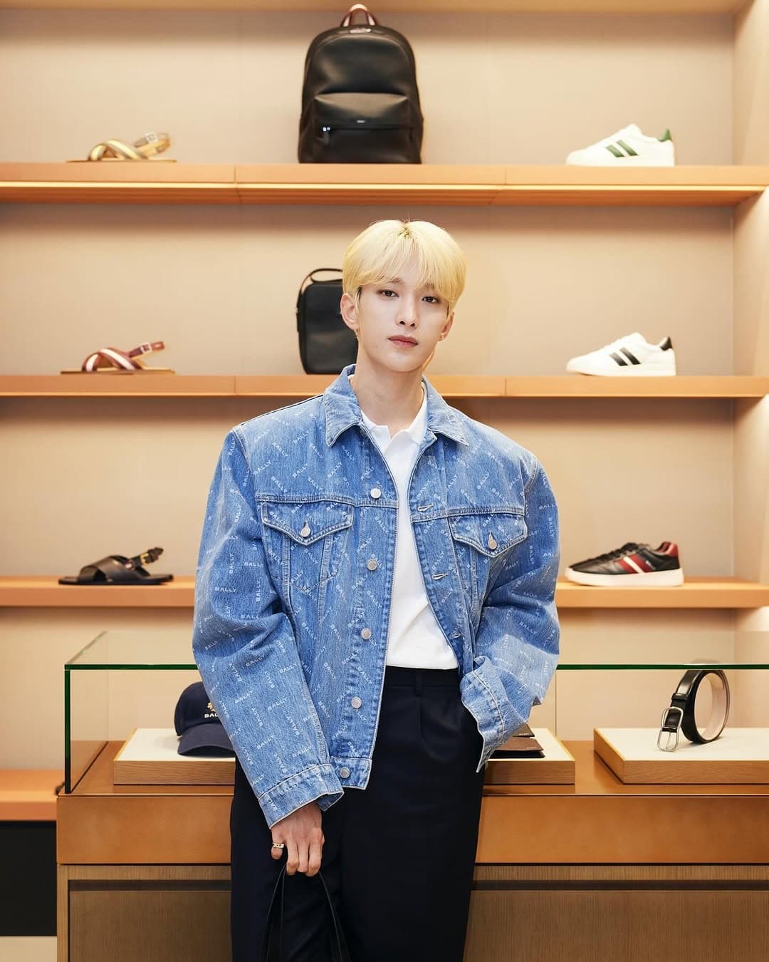 #광고 #BALLY #BallyDK

-240425