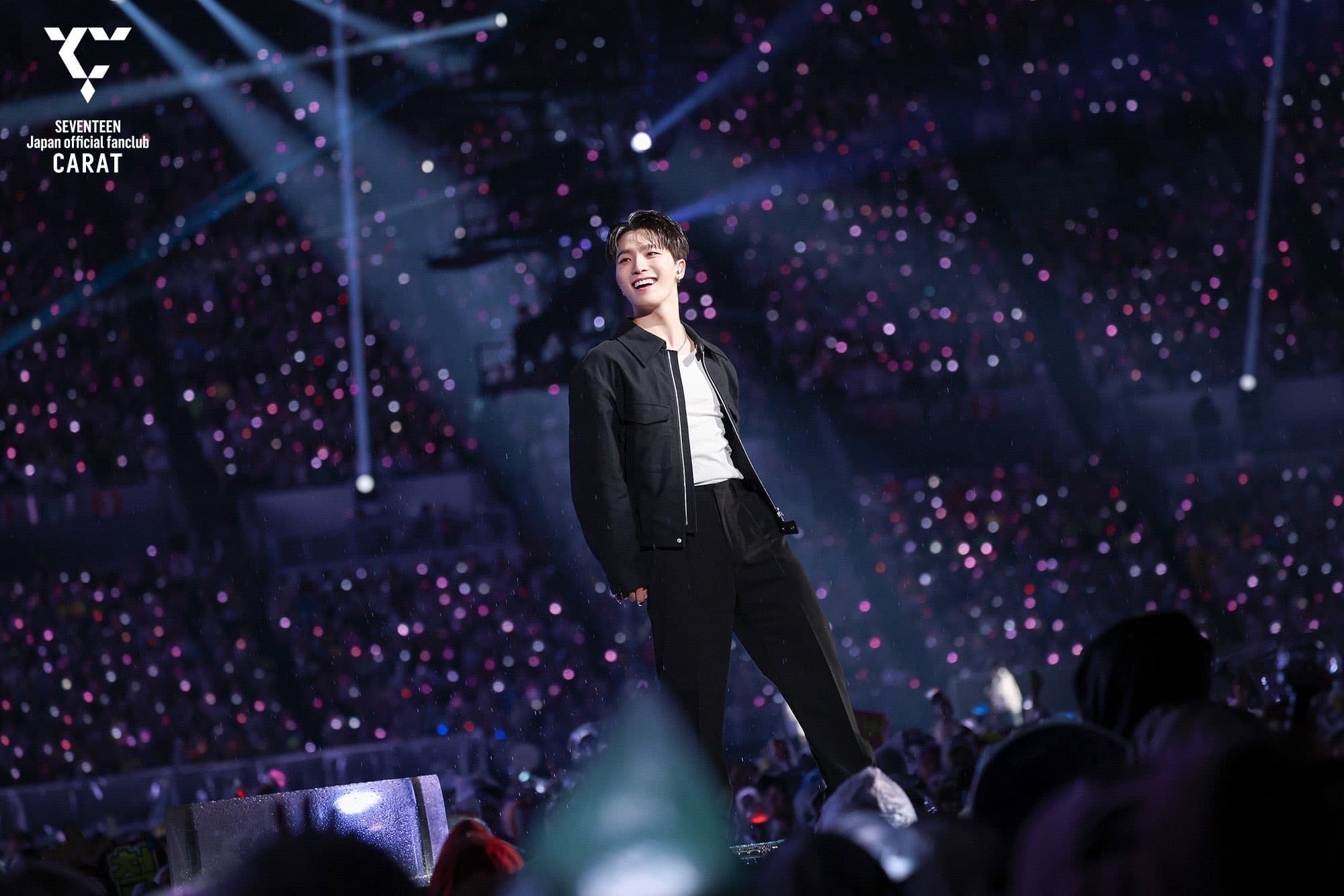 克拉海下耀眼奪目的燦寶