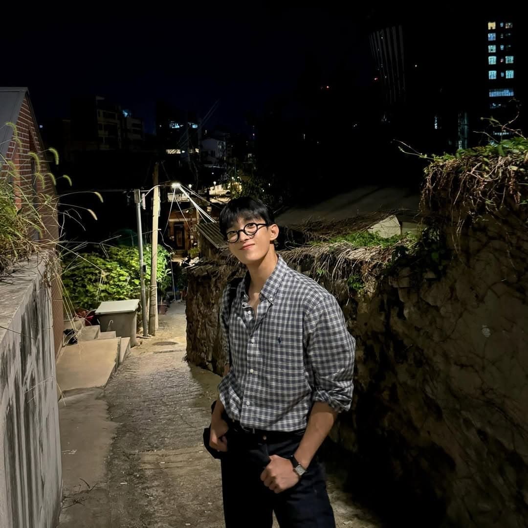 밥 먹으러 가자¨̮

-240928