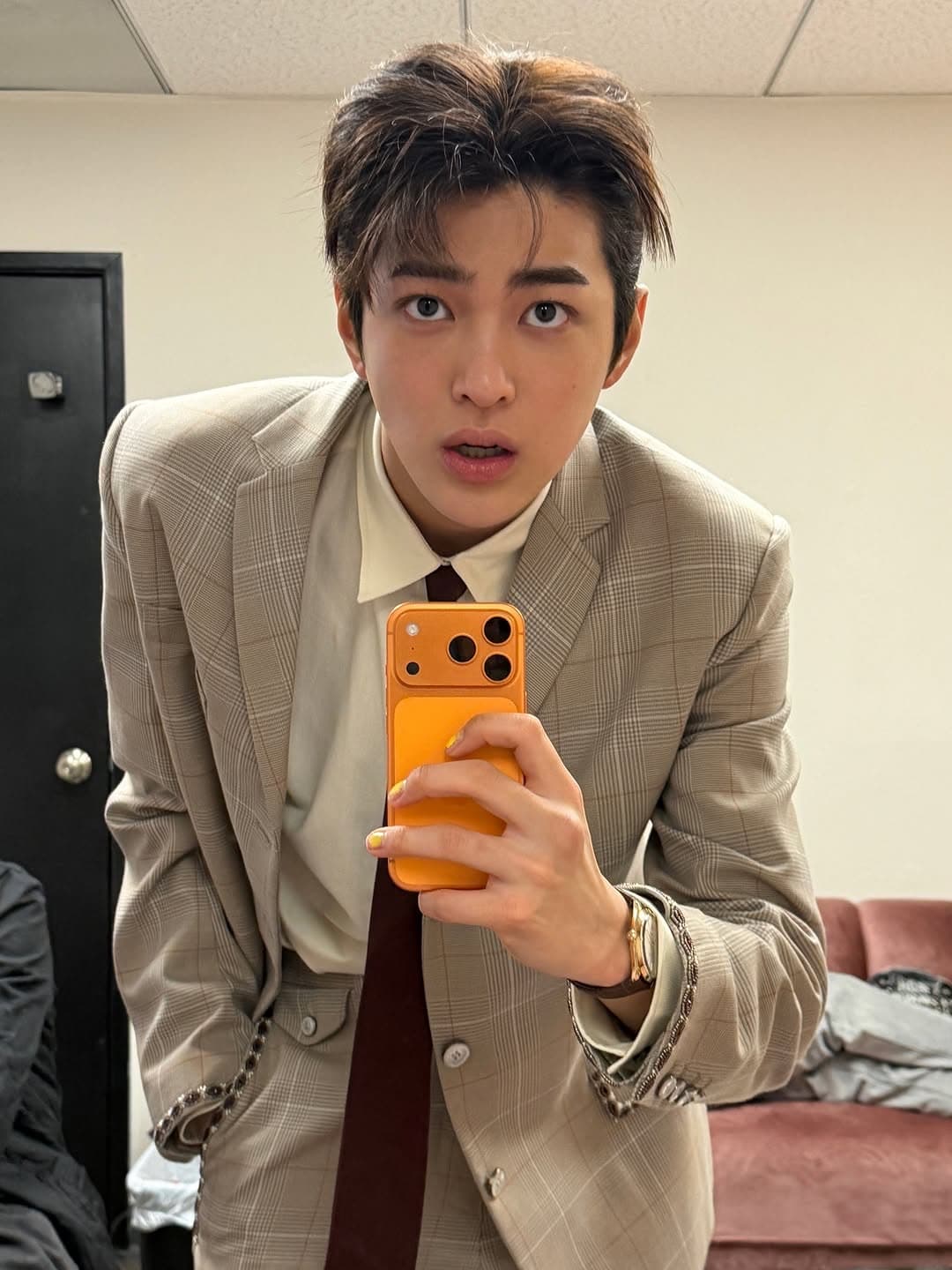 此男分明想置我於死地😫🆘
-
i-D