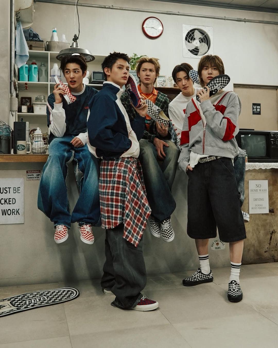 Vans到底有幾張照片！！