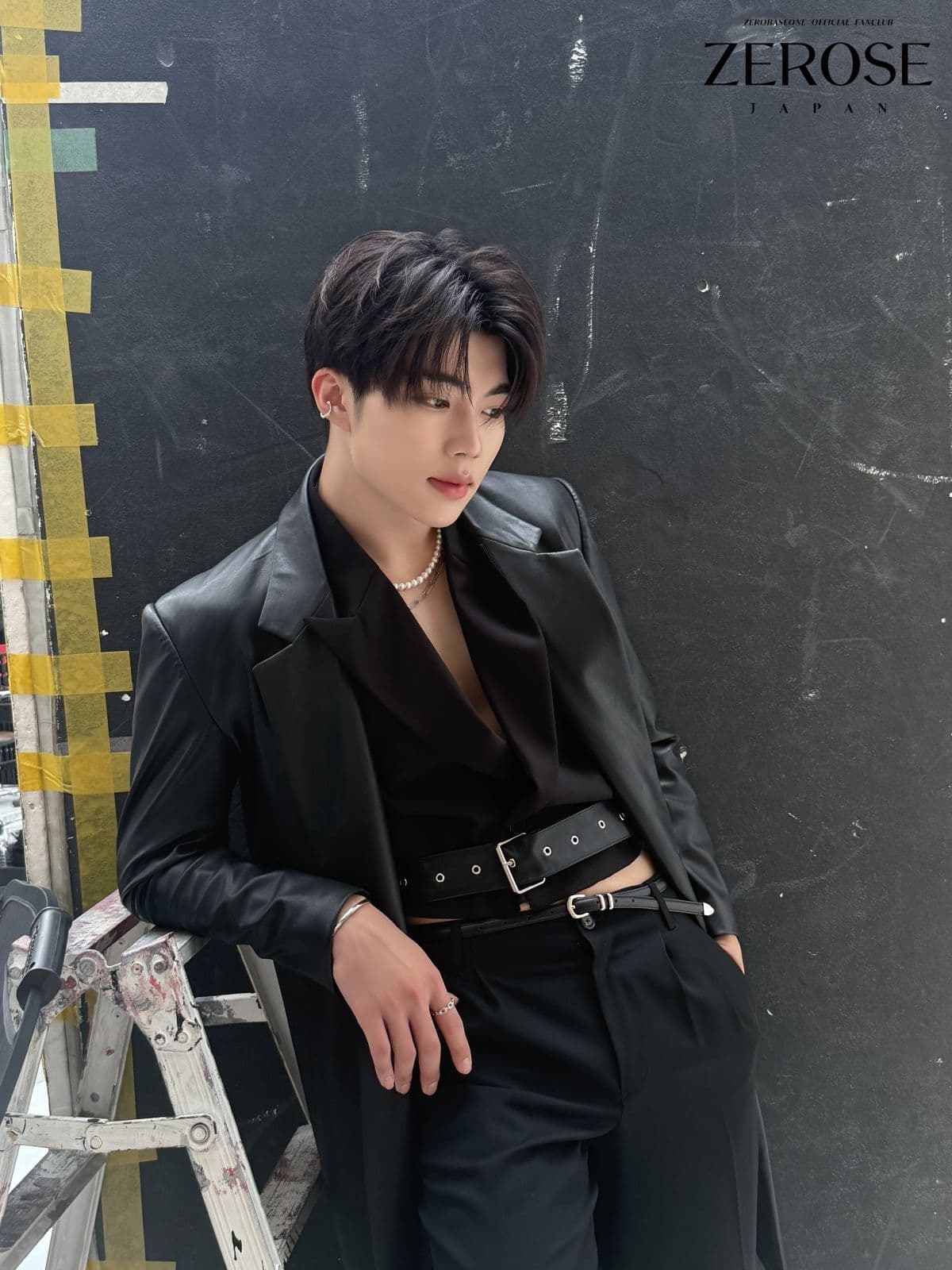 2025.12.21
PARK GUN WOOK

ZEROSE！もう日本活動が終わってから、1ヶ月が経ちましたね。
今でもあの時のZEROSEからもらったエナジーは忘れられません。
会場を埋め尽くしたZEROSEの歓声とペンライトの光が心の中に残っています。
もうすぐ2025年が終わりますが、来年も一緒に楽しい時間をたくさん作って
ZEROSEも僕もお互いにいい気運をたくさん分け合いましょう。
愛してます💙￼