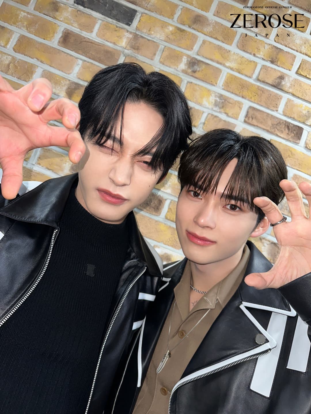 2023.12.24
KIM JI WOONG

やっほー、ZEROSE ㅎㅎ
久しぶり〜
僕たちは最近授賞式の準備と日本デビューの準備で忙しく過ごしてるよ ㅎ
ZEROSEが僕たちを見て笑ってくれて幸せになれば、それほど嬉しいことはないようだ
ZEROSE本当に大好きㅎㅎ
クリスマス幸せに楽しく過ごしてね♥メリークリスマス￼