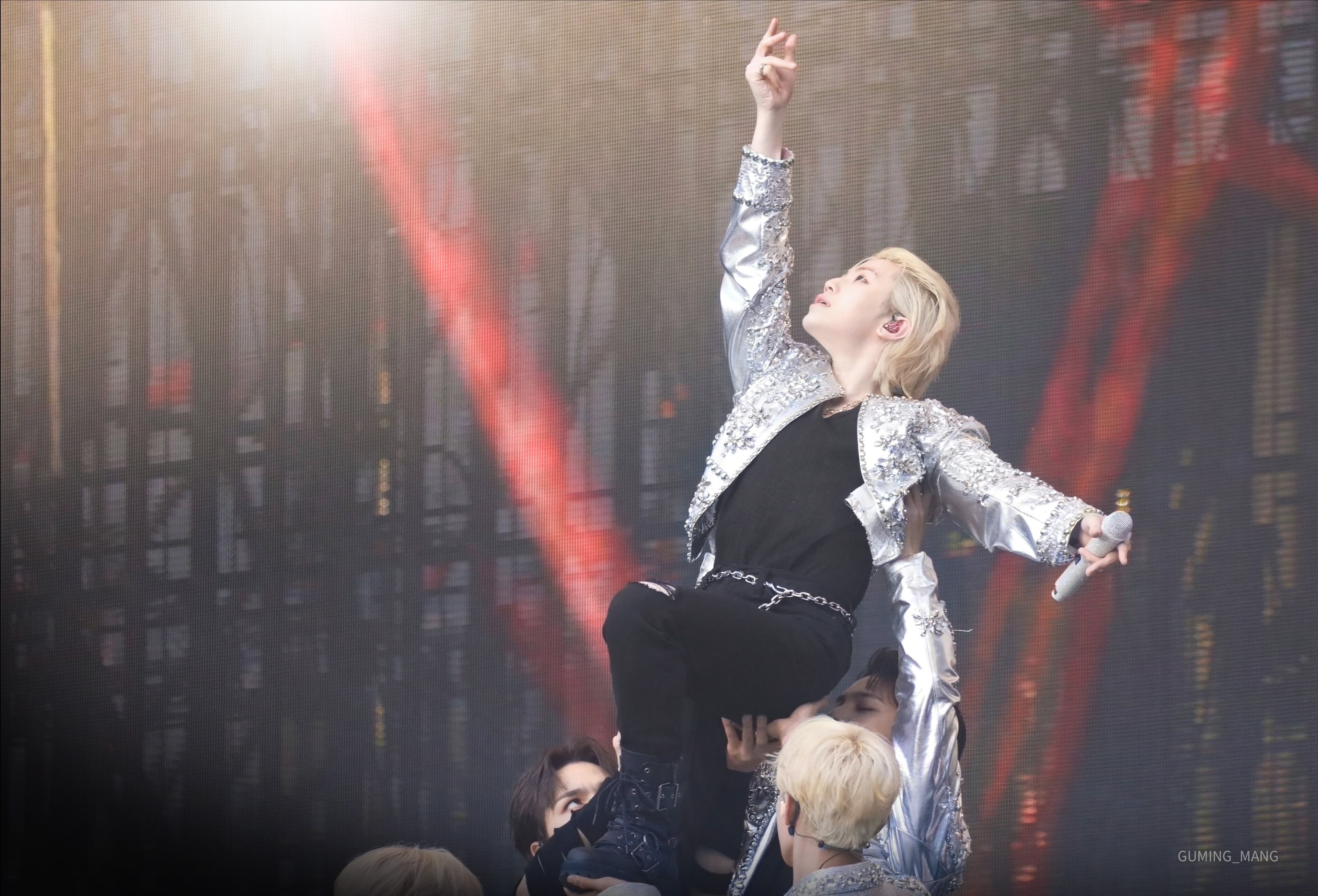 李老師同款動作