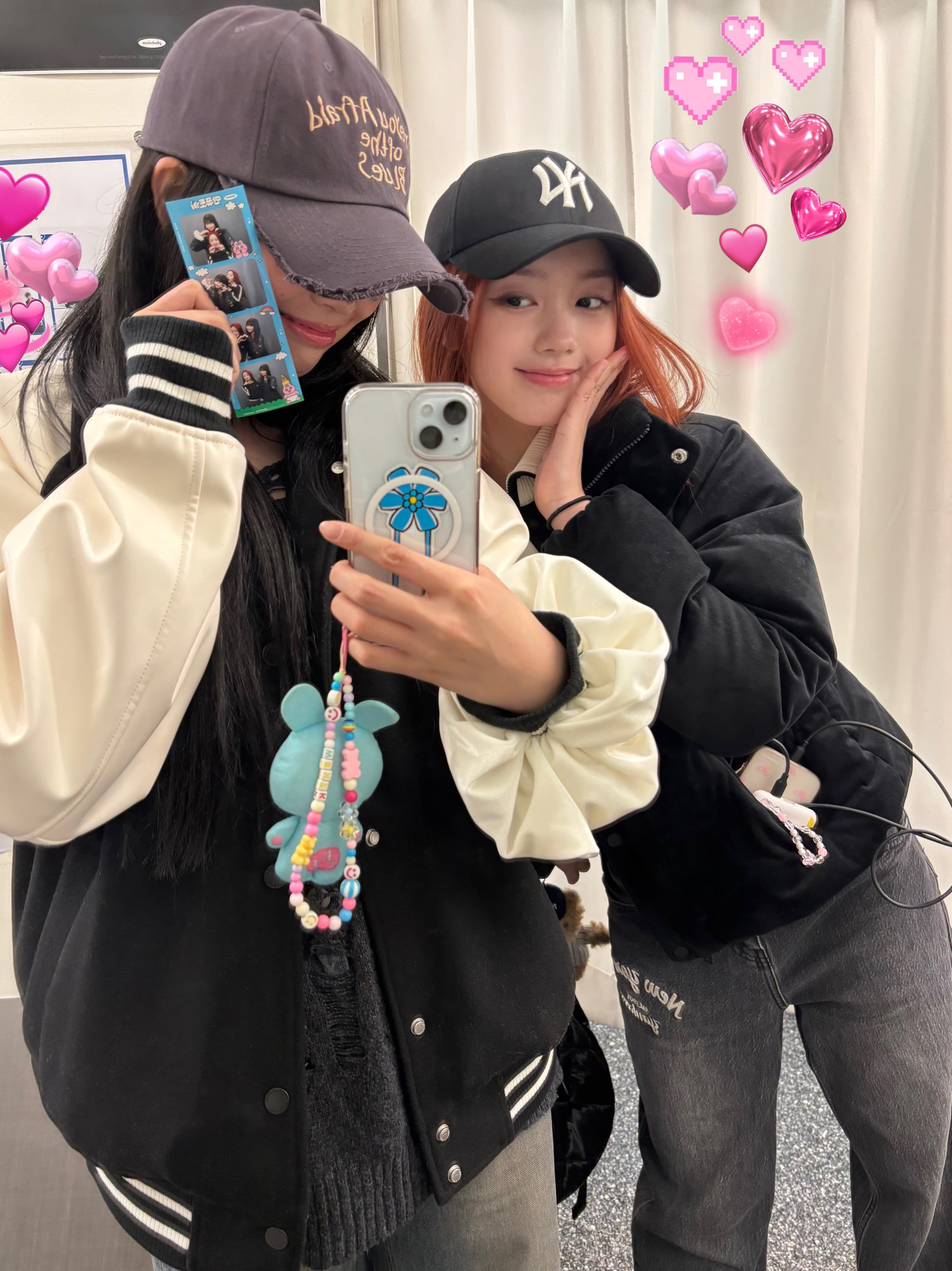 엘리랑 데이트💕🐰☔️🐈‍⬛📱