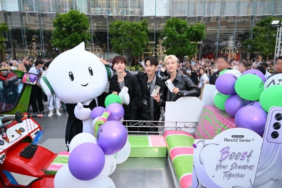 #광고 Delighted to join this joyful event! Let‘s tap into this silver world and boost our dreams together!
#OPPOxBSSofSEVENTEEN #OPPOReno12Series5G

-240811