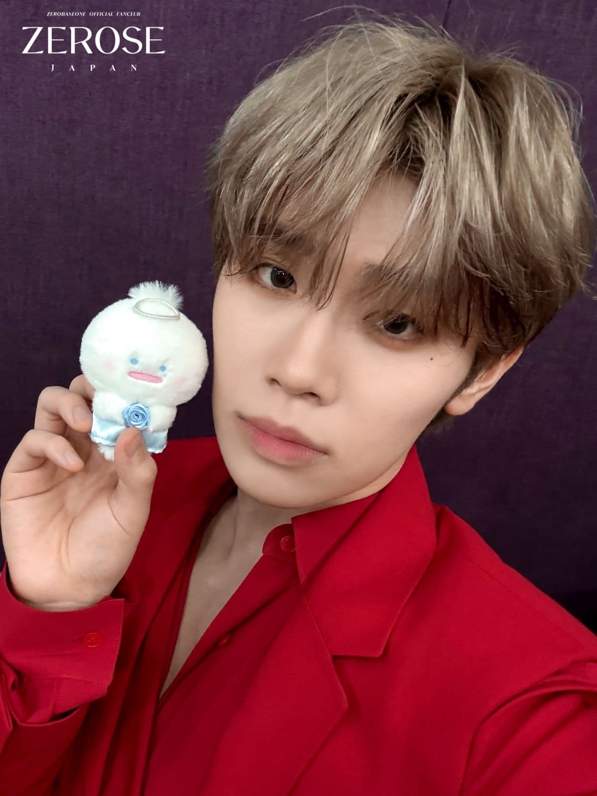 2025.09.17
KIM TAE RAE
ティザー見た？ 😎

今回のフルアルバム活動で、
グランドスラムを作ってくれて本当にありがとう！！
全部ZEROSEのおかげだよ🥹
いつも努力してくれてる姿、全部見てるからね❤️
もっとかっこいい姿で恩返しできるよう頑張るね
そして、私のタッチダウンの手の演技、ちゃんと見てくれた？
たくさん期待してね🎁
愛してる🥰￼