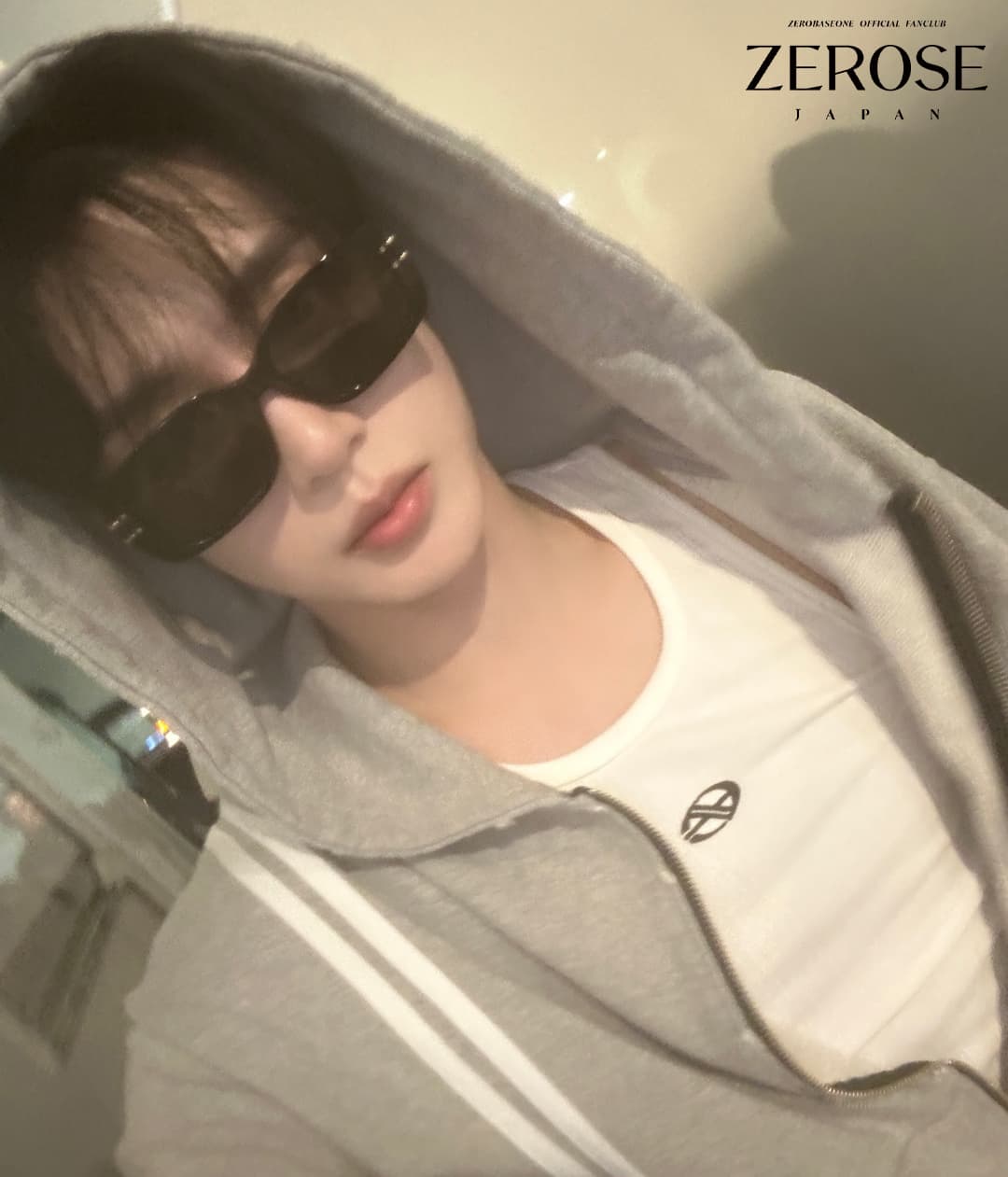 2025.07.16
KIM JI WOONG

ZEROSE暑いけど元気？
今回の韓国の暑さは本当に大変な暑さだと思うㅎ
でも、僕たちのZEROSEにはいつも涼しく過ごしてほしい💙
僕は最近カムバックの準備を頑張ってるよㅎ
早くカムバックしてZEROSEにかっこいい姿を見せたい！
楽しみに待っててね！！
あ！日本のコンサートで会えると考えたら、とてもわくわくする💙
会える日まで元気でいてね！愛してるよ💙￼