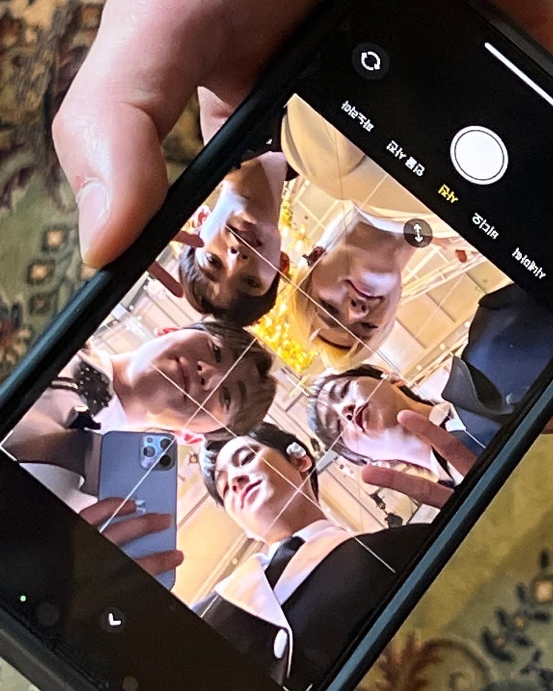 8주년

-230526