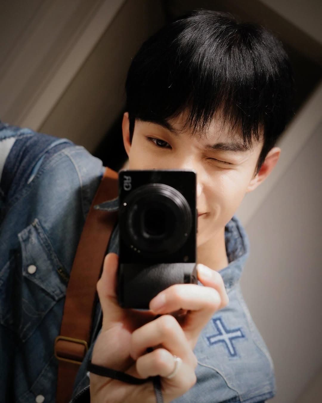 ❛˓◞˂̵  

-240922