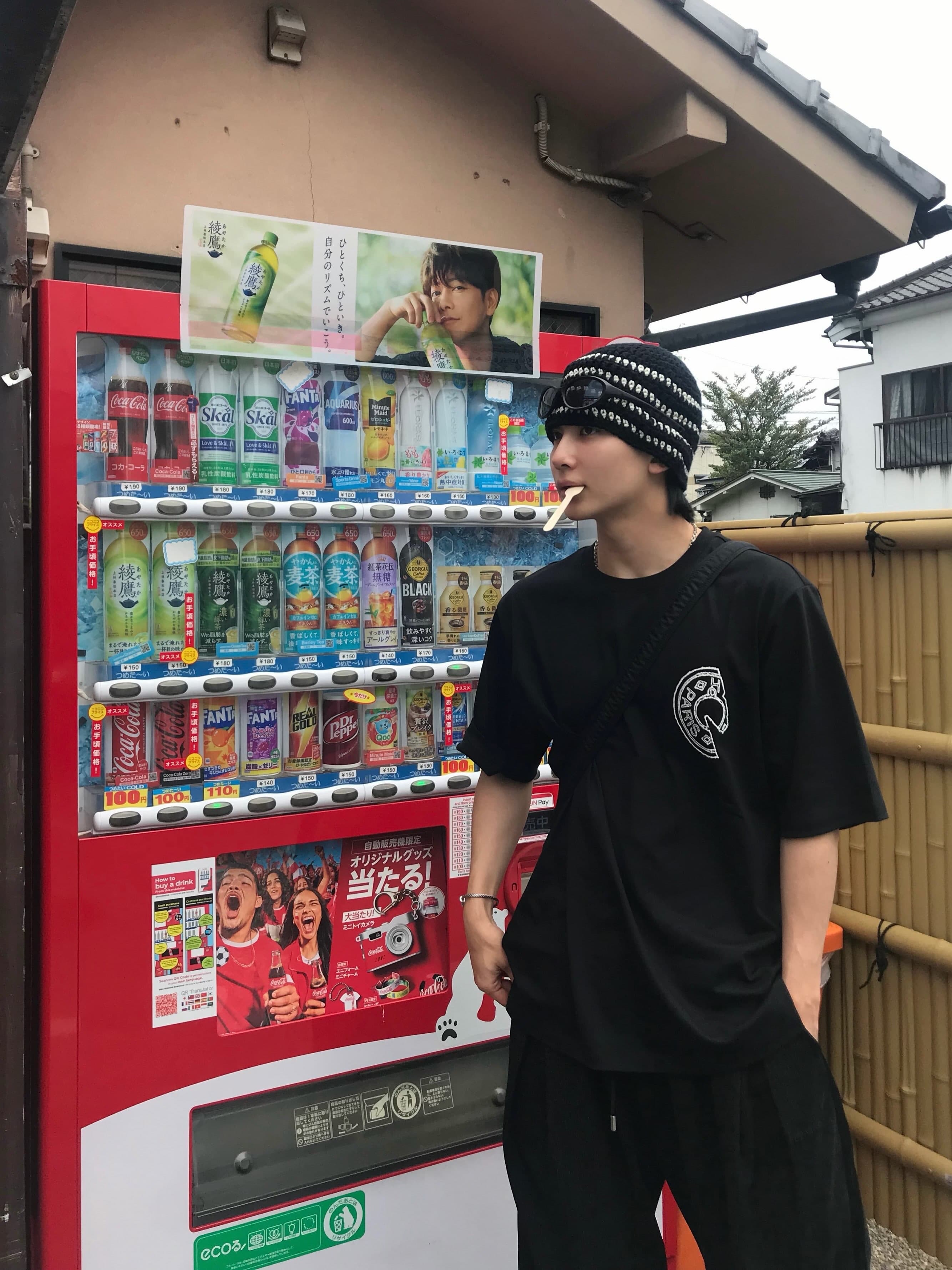 🖤

-260704