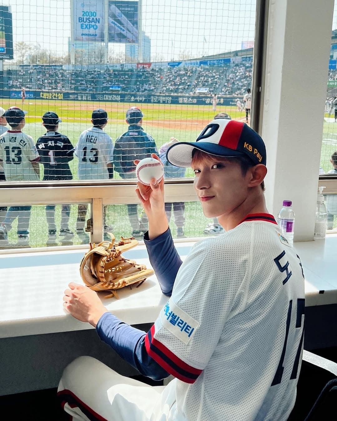 등번호 17번 도겸⚾️

-230402