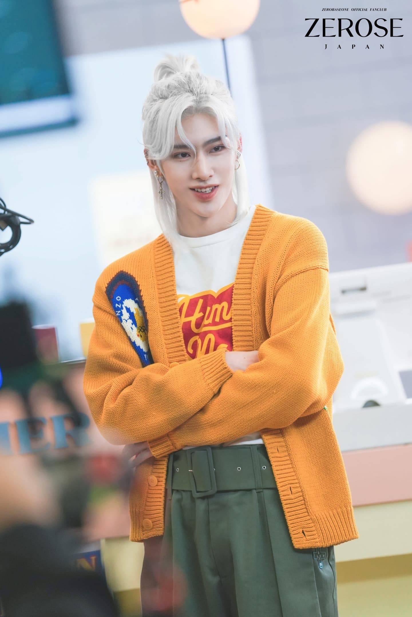 2024.04.27
'ゆらゆら -運命の花-' MV Behind Photos Vol.1（2）