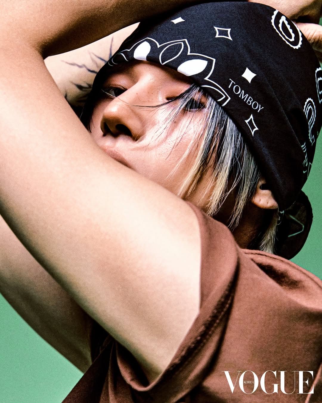 VOGUE雜誌拍攝
好愛這種頹廢風🎸⋆⭒˚｡⋆